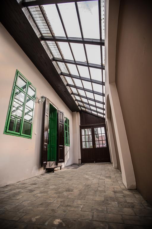 Rooms Lisnic Osijek Exterior foto
